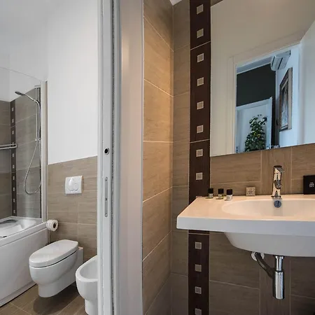 Isola Resort 3*